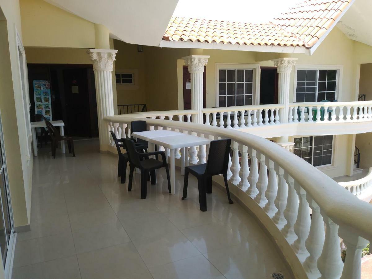 Bed & Breakfast Mel Bavaro Beach, Share *