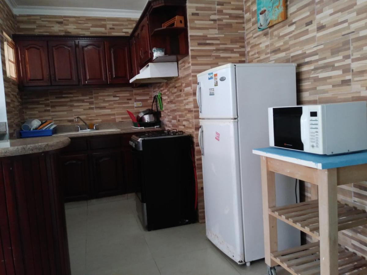 Bed & Breakfast Mel Bavaro Beach, Share *