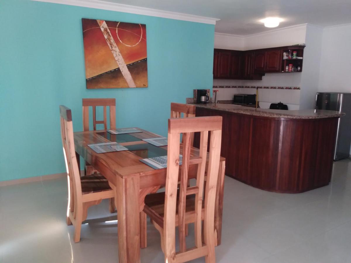 Bed & Breakfast Mel Bavaro Beach, Share *